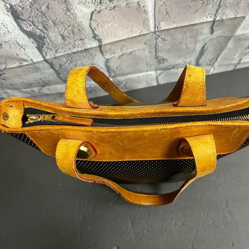 Vintage Dooney & Bourke Bag Vintage Cabrio Perforated Leather Black Tan Tote M - Picture 16 of 16